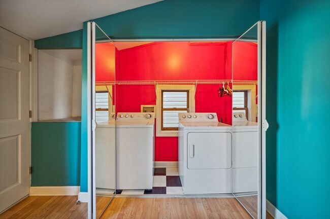 Building Photo - 1815 S Ruble St