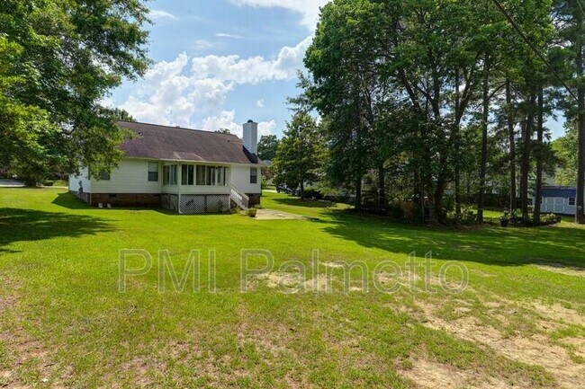 Building Photo - 212 Brookstone Way