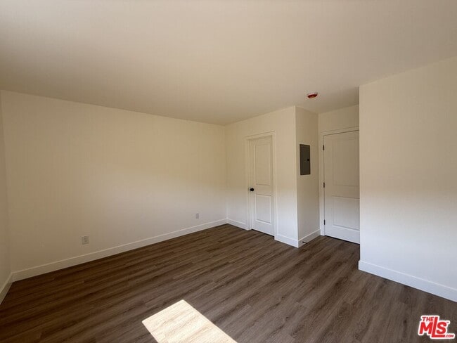 Building Photo - 1743 9th St