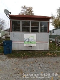 Building Photo - 140 N Pleasant Ave