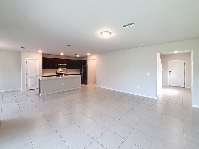 Building Photo - 30561 Gilbern Rd