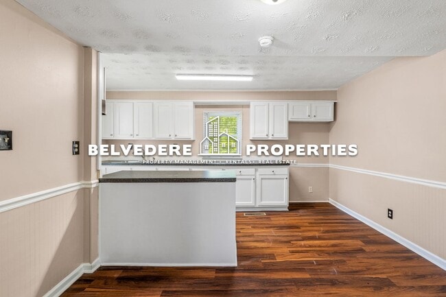 Building Photo - 2 bd house near HPU