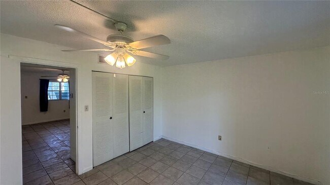 Building Photo - 4507 3rd St Cir W