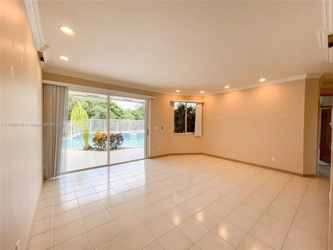 Building Photo - 7101 Holatee Trail