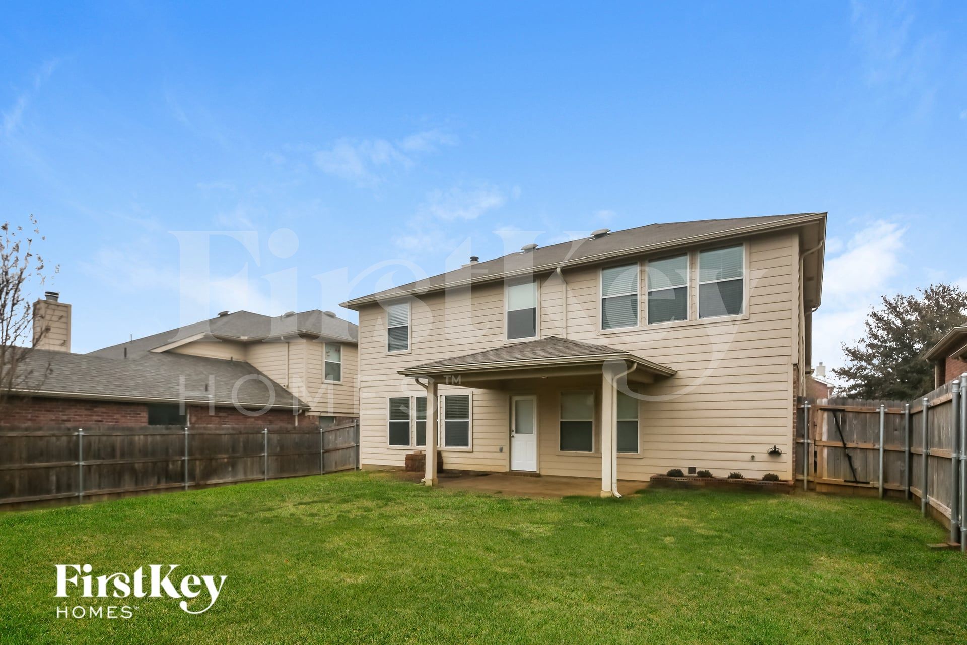 Building Photo - 12600 Panorama Dr
