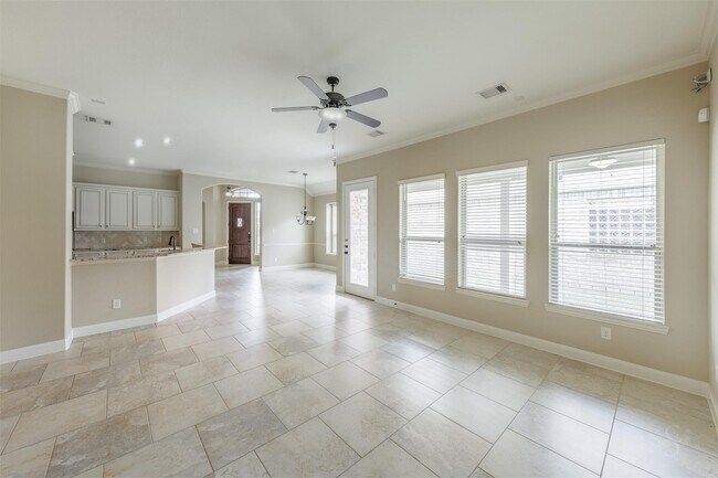 Building Photo - 4911 Augusta Pointe Ct