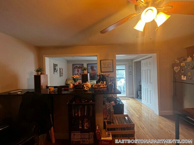 Primary Photo - 161 Bennington St