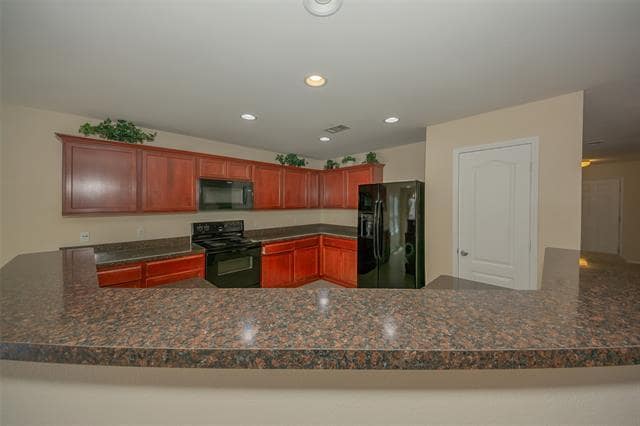 Building Photo - 937 Glenndon Dr