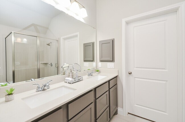 Building Photo - 4515 Primrose Valley Ln