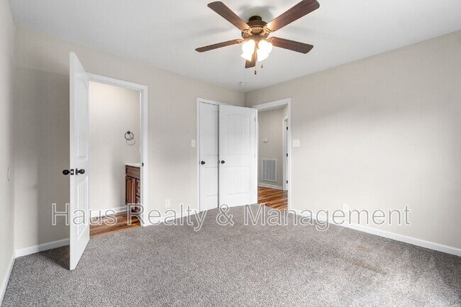 Building Photo - 1709 Evans Rd