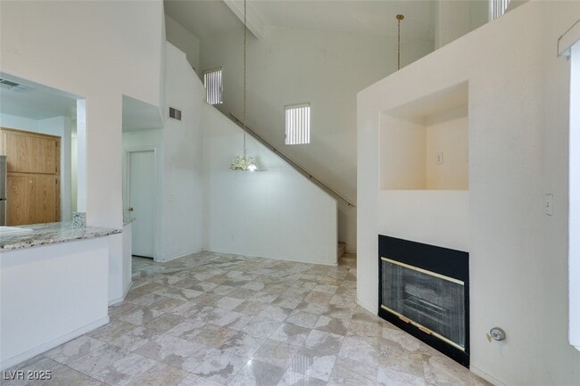 Building Photo - 48 Belle Essence Ave