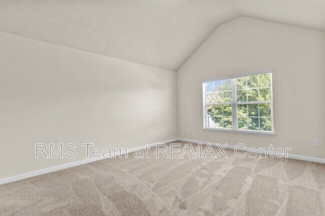 Building Photo - 3379 Gardenside Walk SW