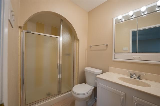 Building Photo - 4401 Mint Dr