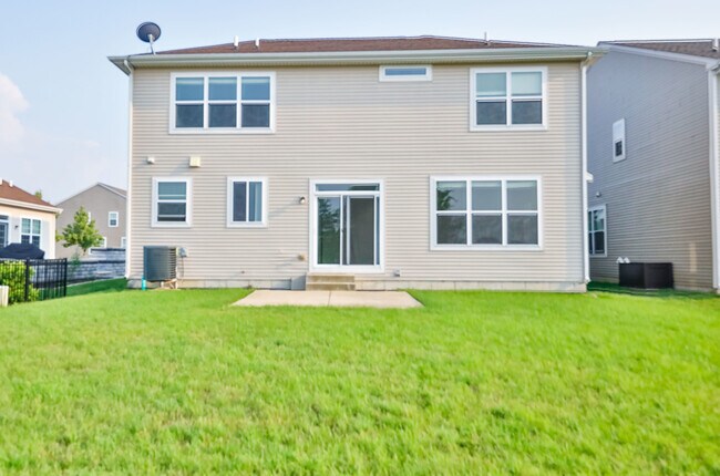 Building Photo - 2564 Retreat Cir