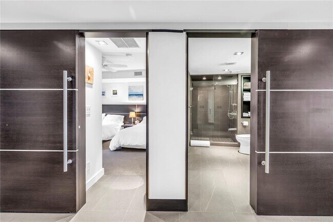 Building Photo - 4450 Gulf Blvd