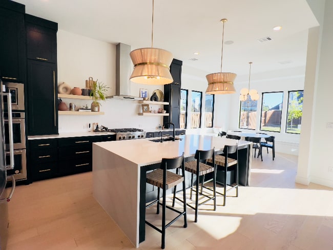 Building Photo - 4231 Splitrock Dr