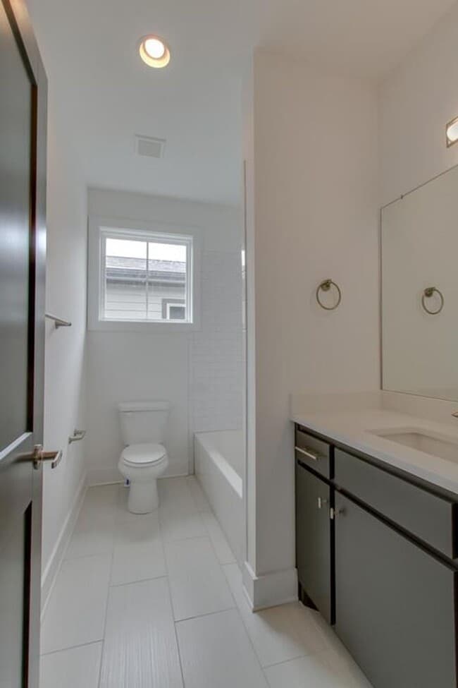 Building Photo - Awesome 4BR/3BA home located in one of Nashville’s hottest neighborhoods — The Nations!