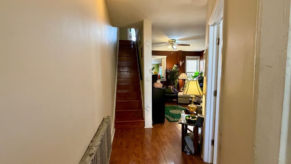 Building Photo - 1804 Titan St