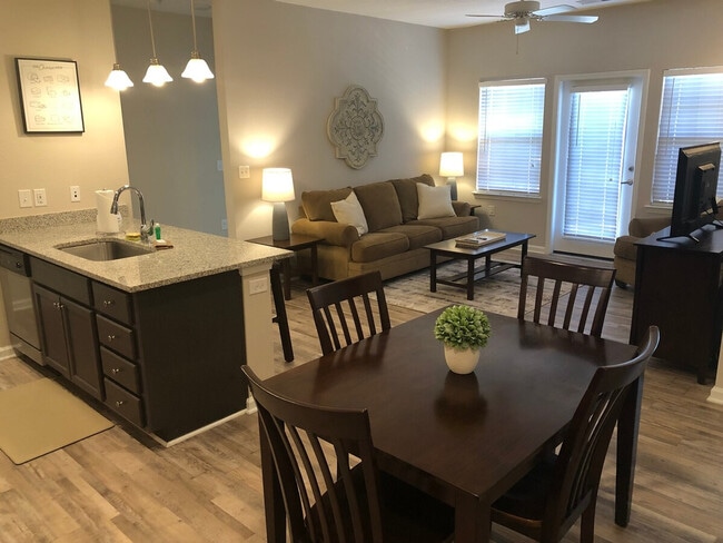 Building Photo - 8550 Nb Interstate 77 St