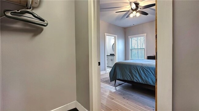 Building Photo - 374 Prince Dr