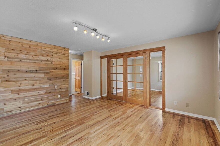 Building Photo - 1504 Westview Ave