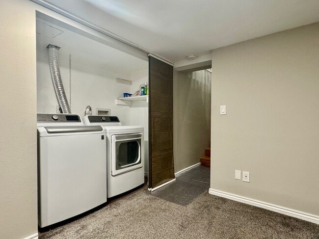 Building Photo - 2965 Grove St