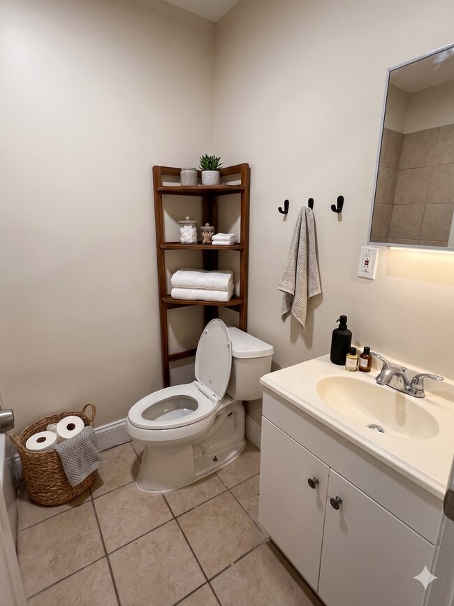 Building Photo - Fully Renovated 3BR Single-Family Home – Newark | Central Air, Backyard & Deck