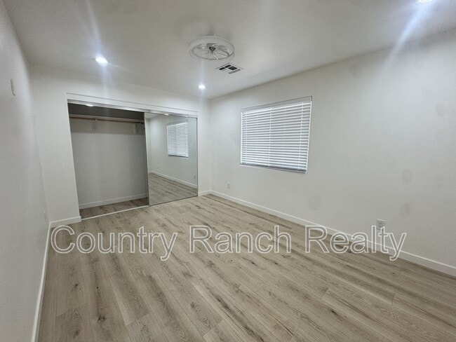 Building Photo - 5657 Rocky Rd