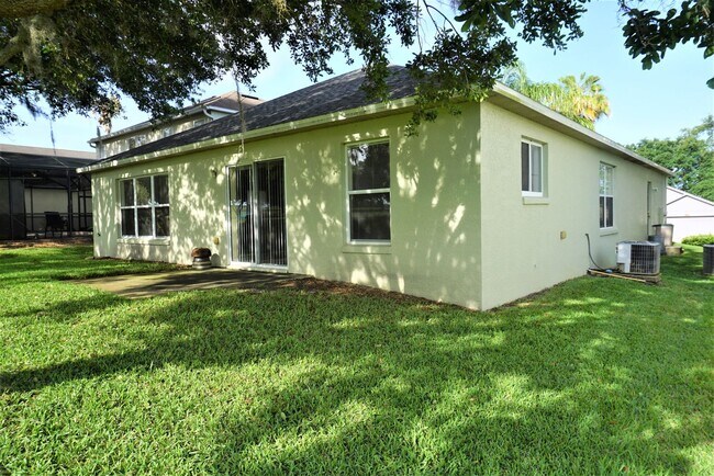 Building Photo - 1219 Greenley Ave
