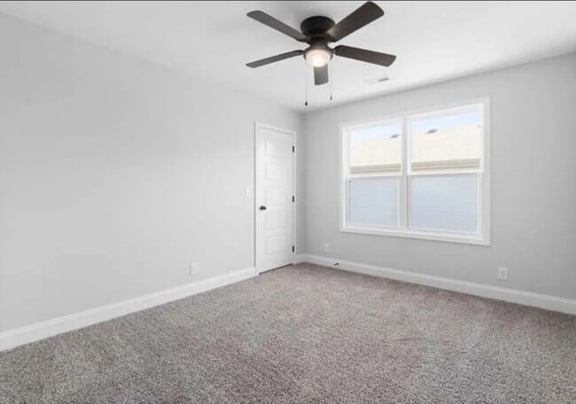 Building Photo - 64 W High St