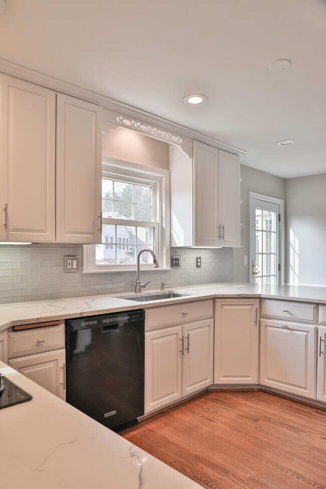 Building Photo - 5423 Rilian Ct