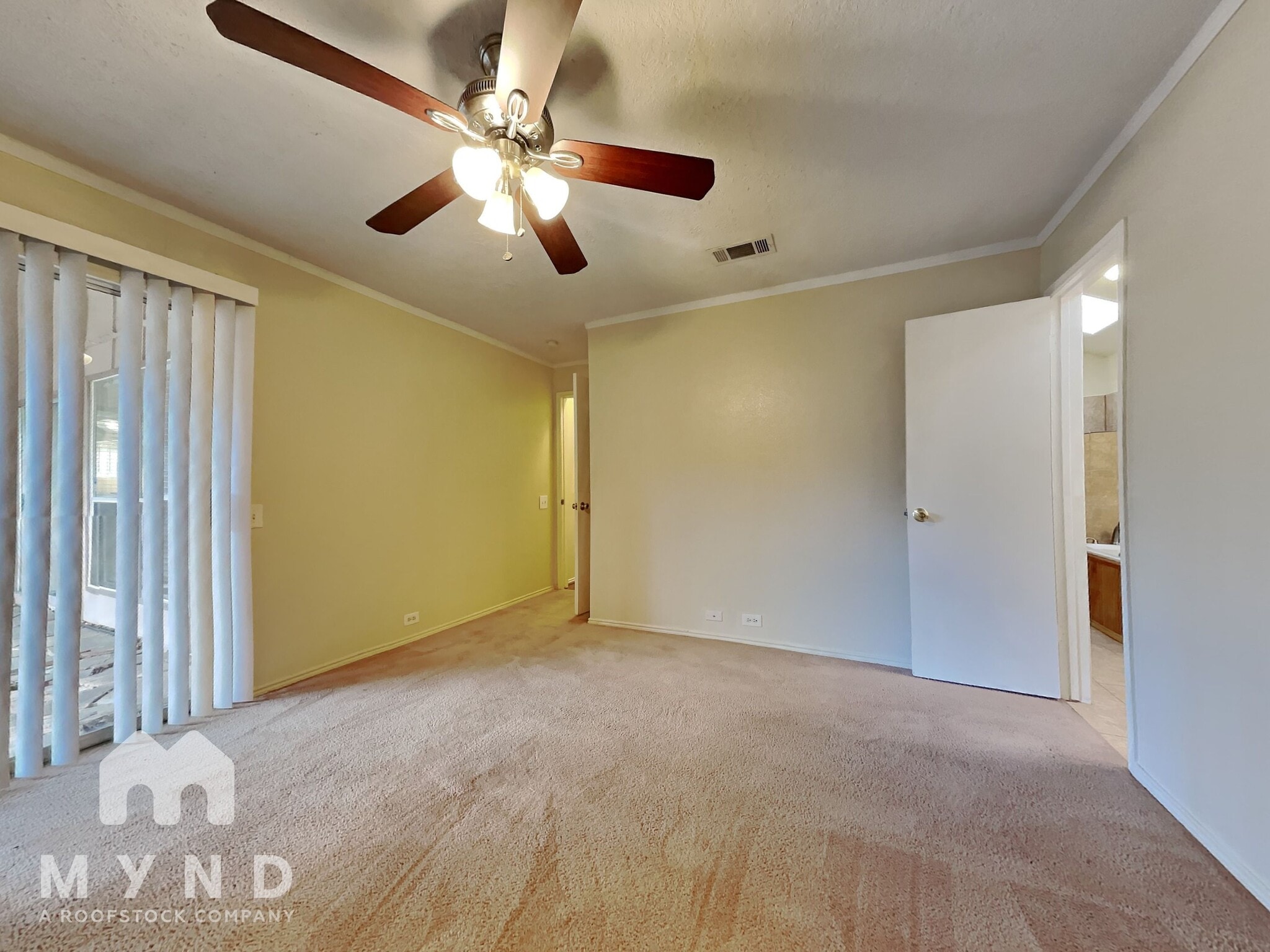 Building Photo - 8731 Summit Pines Dr