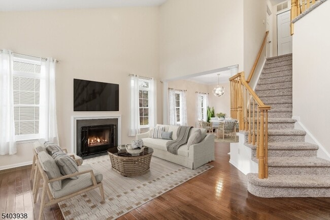 Building Photo - 7 Harvard Cir