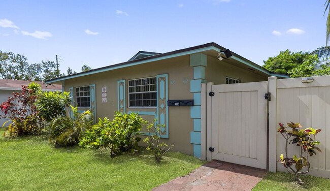 Building Photo - 311 SW 8th St