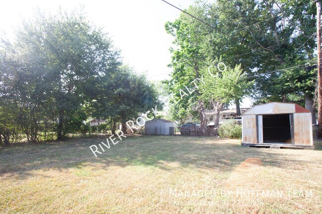 Building Photo - 1616 Plummer Street