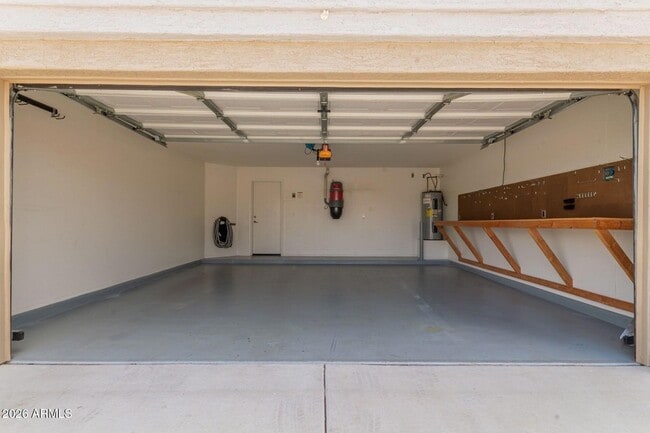 Building Photo - 11719 W Dos Rios Dr