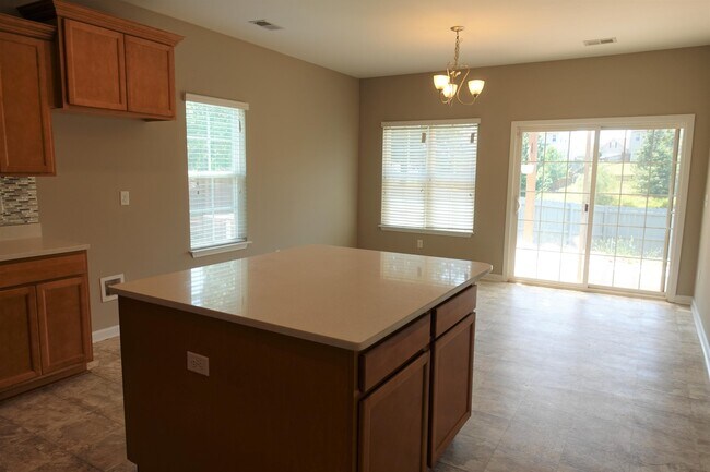 Building Photo - 344 Marble Ln