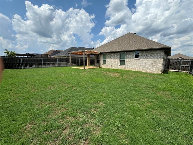 Building Photo - 3316 White Horse Dr