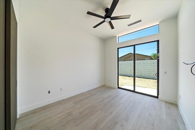 Building Photo - 78525 Orcabessa Dr