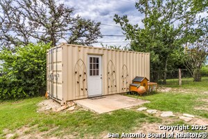 Building Photo - 103 Amber Dr