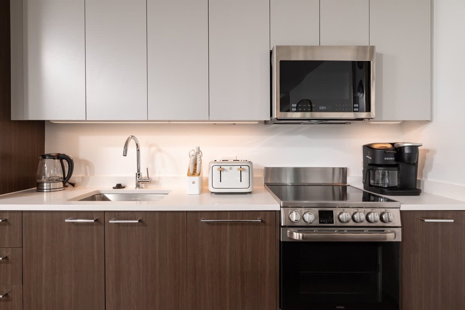 Building Photo - 425 Massachusetts Ave