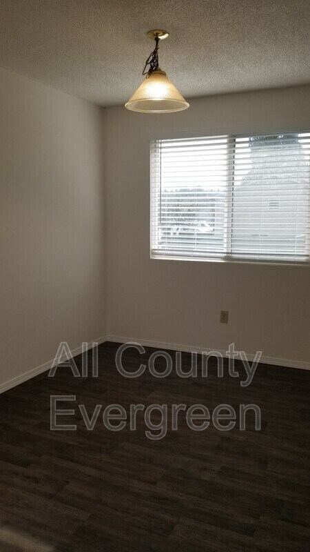 Building Photo - ***MOVE-IN SPECIAL***2250 I St NE