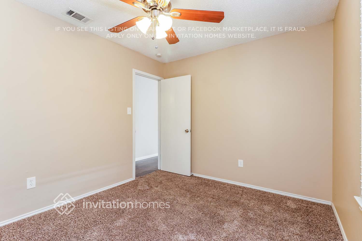 Building Photo - 1216 Hidden Creek Dr