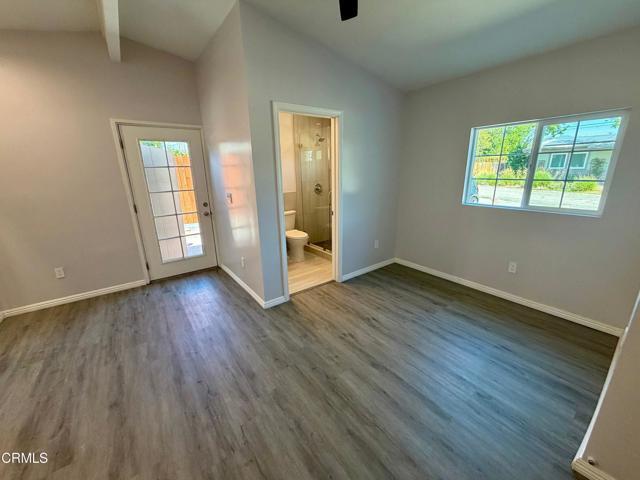 Building Photo - 8735 E Fairview Ave