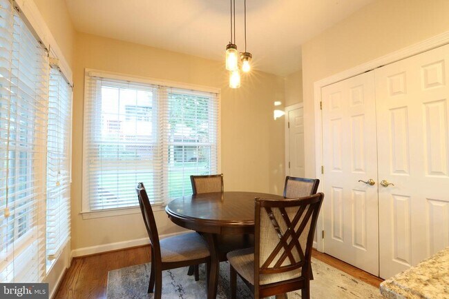 Building Photo - 6732 Rock Brook Dr