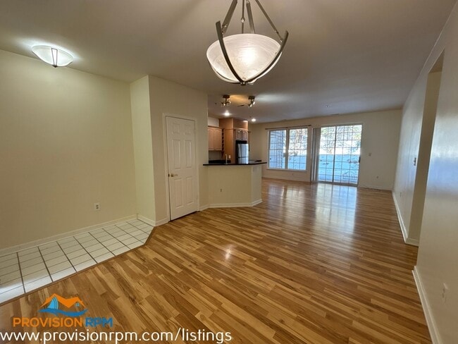 Building Photo - 502 Mathias Hammond Way