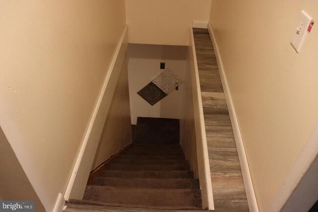 Building Photo - 410 Winters Ln