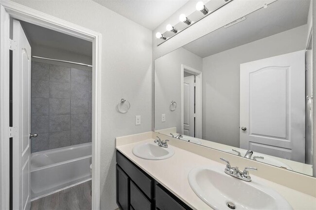 Building Photo - 15827 Sundew Prairie Dr