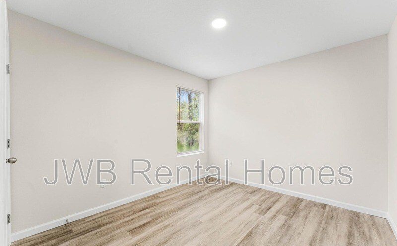 Building Photo - 5428 Chenango Blvd