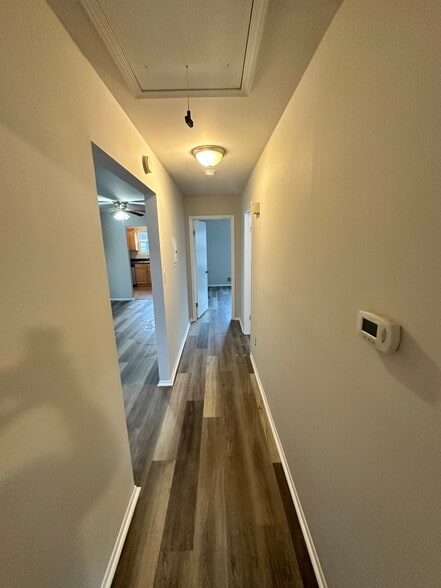 Building Photo - 504 Woodchip Rd